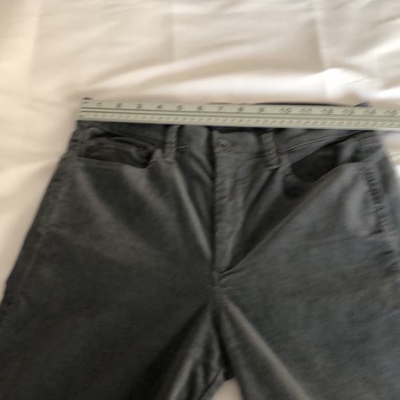 Women’s size 29 gap true skinny gray corduroy pants - Picture 6 of 11